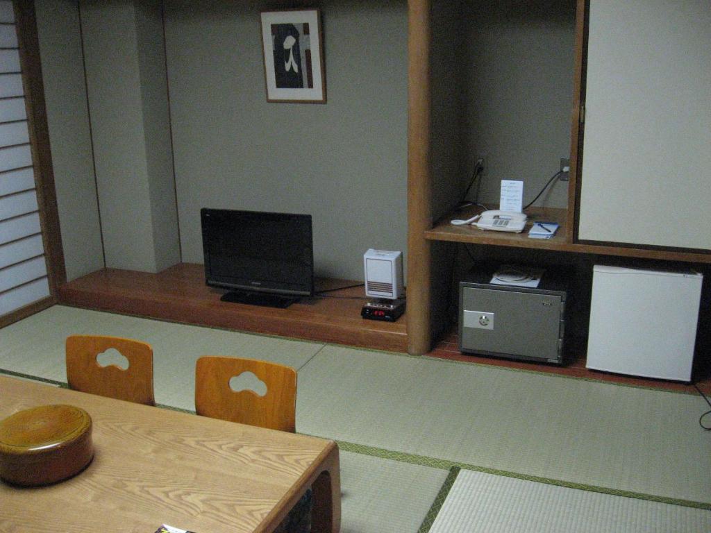Gosho Nishi Kyoto Heian Hotel Pokoj fotografie